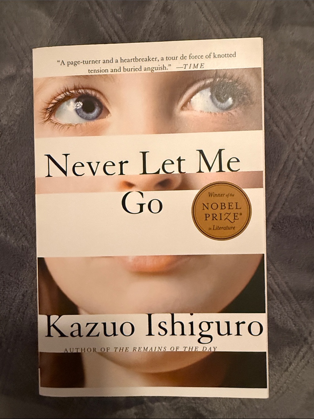 ☀️3 FOR $25 Never Let Me Go by Kazuo Ishiguro - Paperback Book